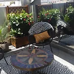 Zawaia לינה וארוחת בוקר 4*