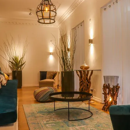 Zawaia Bed & Breakfast Lagos