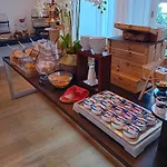 Zawaia 4* Lagos