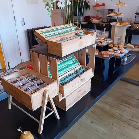 Zawaia 4* לאגוּ‏ש